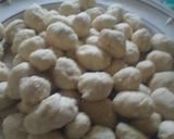 Foto del paso 4 de la receta: Bolitas de Harina (Domplines) en salsa de Salami