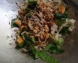 Foto langkah ke 3 dari resep Bakmie Goreng Bumbu Ebi.