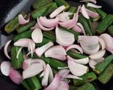 ભીંડા નું શાક(Bhinda nu Shak recipe in Gujarati) રેસીપી સ્ટેપ1ફોટો