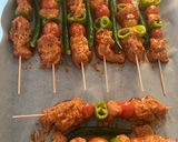 Foto langkah ke 3 dari resep Fırında Tavuk Şiş (Sate Ayam Ala Türki).