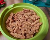 Foto langkah ke 1 dari resep Kerik Tempe Saos Tiram ala DuA.