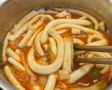 Hình bước làm 2 của món Lẩu Tokbokki chả cá Hàn Quốc