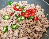 Hình bước làm 2 của món Thịt Heo Bằm Xào Sả Ớt