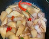 Hình bước làm 3 của món Măng kho thịt ba chỉ
