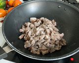 Foto del paso 2 de la receta: Stir-fry de ternera con bambú y pimientos