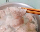 Hình bước làm 2 của món Canh rong biển thịt mềm