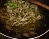 Foto langkah ke 5 dari resep Lidah Sapi Cabe Ijo.