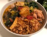 A picture of step 4 of Bún riêu with Full Toppings for Students Abroad.
