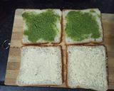 A picture of step 4 of Onion Tomato Masala Papad Sandwich.
