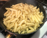 Foto del paso 9 de la receta: Pasta Penne al Pesto