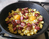 Foto del paso 3 de la receta: Las patatas cachondas de mi nieto