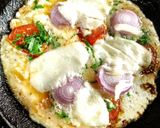 A picture of step 2 of Cheesy Egg Tomato Pizza.