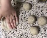 A picture of step 4 of Bajre ki roti.