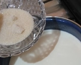 Foto del paso 2 de la receta: Panna cotta de coco🍮🥥 con coulis de jamaica y mezcal oaxaqueño