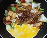 รูปขั้นตอนการทำที่ 5 ของ ก๋วยเตี๋ยวผัดซีอิ๊วไก่