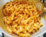 A picture of step 3 of Arrabiata sauce with penne 😋 pasta 🍝.