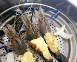 Hình bước làm 3 của món Tôm càng xanh 🦐 sốt phô mai 🧀 (Emmy 9m+)