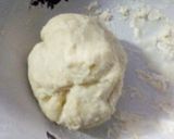 A picture of step 2 of Pizza Thin Crust.