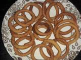 रिंग मुरुक्कू /कोदूबाले /रिंग चकली (Ring murukku /kodubale /ring chakli recipe in hindi)