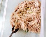 รูปขั้นตอนการทำที่ 1 ของ หมูก้อนทอดเห็ดเข็มทอง