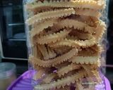 Foto langkah ke 4 dari resep Kue akar kelapa.