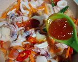 Foto langkah ke 3 dari resep Cumi Saos Asam Manis Pedas.