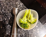 Foto del paso 2 de la receta: Espaguetis al pesto de brócoli con estragón