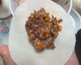 Gambar langkah 3 resipi Dumpling Daging Goreng.