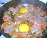 Foto del paso 6 de la receta: Magras con tomate, huevo y crudo