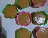 Foto langkah ke 4 dari resep Bolu Karamel Kukus.