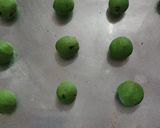 Foto langkah ke 3 dari resep Goodtime Pandan Choco Cookies.