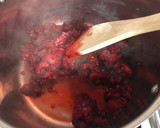 Foto del paso 1 de la receta: Salsa para carnes: Mermelada de frambuesas