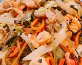 Hình bước làm 1 của món Miến xào thập cẩm