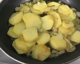 Foto del paso 1 de la receta: Migas de bacalao con gambas y espárragos blancos