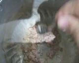 Foto langkah ke 2 dari resep Menu MPASI BB Booster - Bubur Daging Santan.