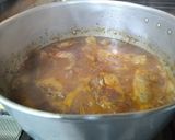 Foto del paso 3 de la receta: Chorizos y bondiola a la pomarola con puré