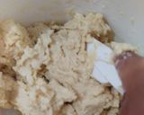Foto langkah ke 2 dari resep Butter cookies renyah tanpa telur.