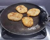 A picture of step 3 of Hashbrowns.