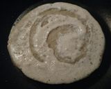 Foto del paso 6 de la receta: Panqueques / Crepes de arroz yamaní y garbanzos (sin huevos, sin gluten)