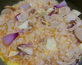 Foto langkah ke 2 dari resep Pizza Nasi Bolognese Keju.