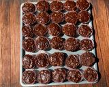 Foto langkah ke 8 dari resep Coklat Beng Beng Kacang Tanah dan Corn Flakes (197).
