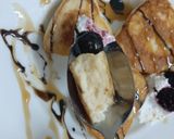 A picture of step 4 of Souffle pancakes (heart shaped).