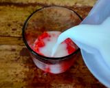 Foto langkah ke 3 dari resep Es Susu Semangka.