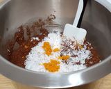 Foto del paso 5 de la receta Bizcocho de coco, almendra, chocolate, y naranja...🥧 🥥🍫🍊