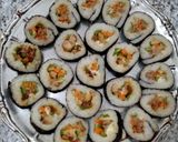 Foto langkah ke 9 dari resep Sushi roll ala rumahan (Norimaki Sushi).