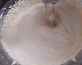 Foto langkah ke 2 dari resep Bolu Tiramisu (kukus).
