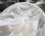 Foto del paso 8 de la receta: Medialunas con jamón