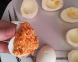 Foto del paso 3 de la receta: Huevos rellenos 👌🏼