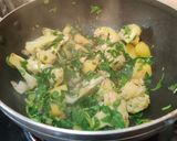 A picture of step 5 of Aloo Gobhi with Methi.