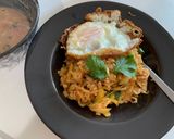 รูปขั้นตอนการทำที่ 6 ของ ข้าวผัดต้มยำไก่ ไข่ดาว